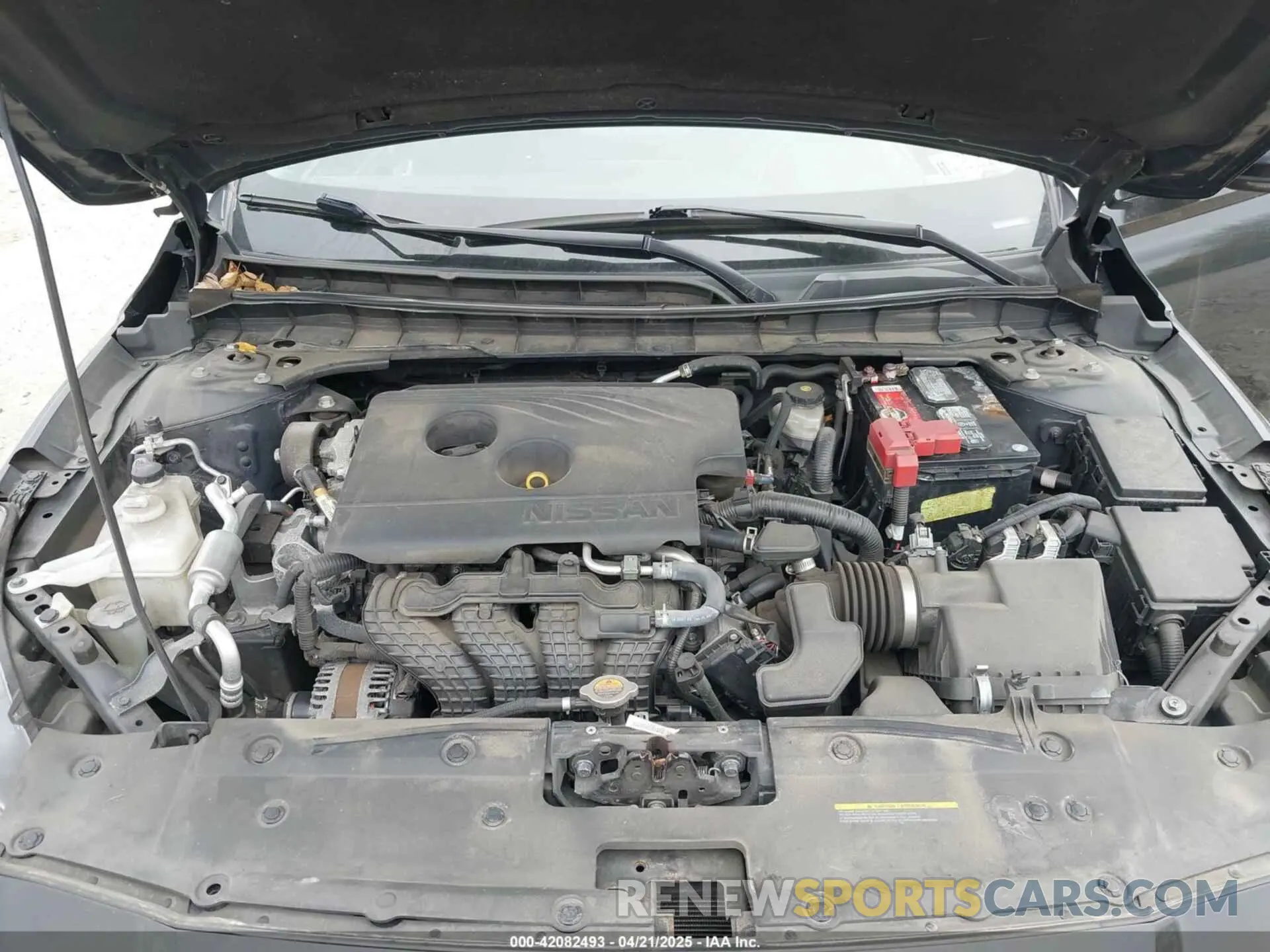 10 Photograph of a damaged car 1N4BL4DV6KC143538 NISSAN ALTIMA 2019