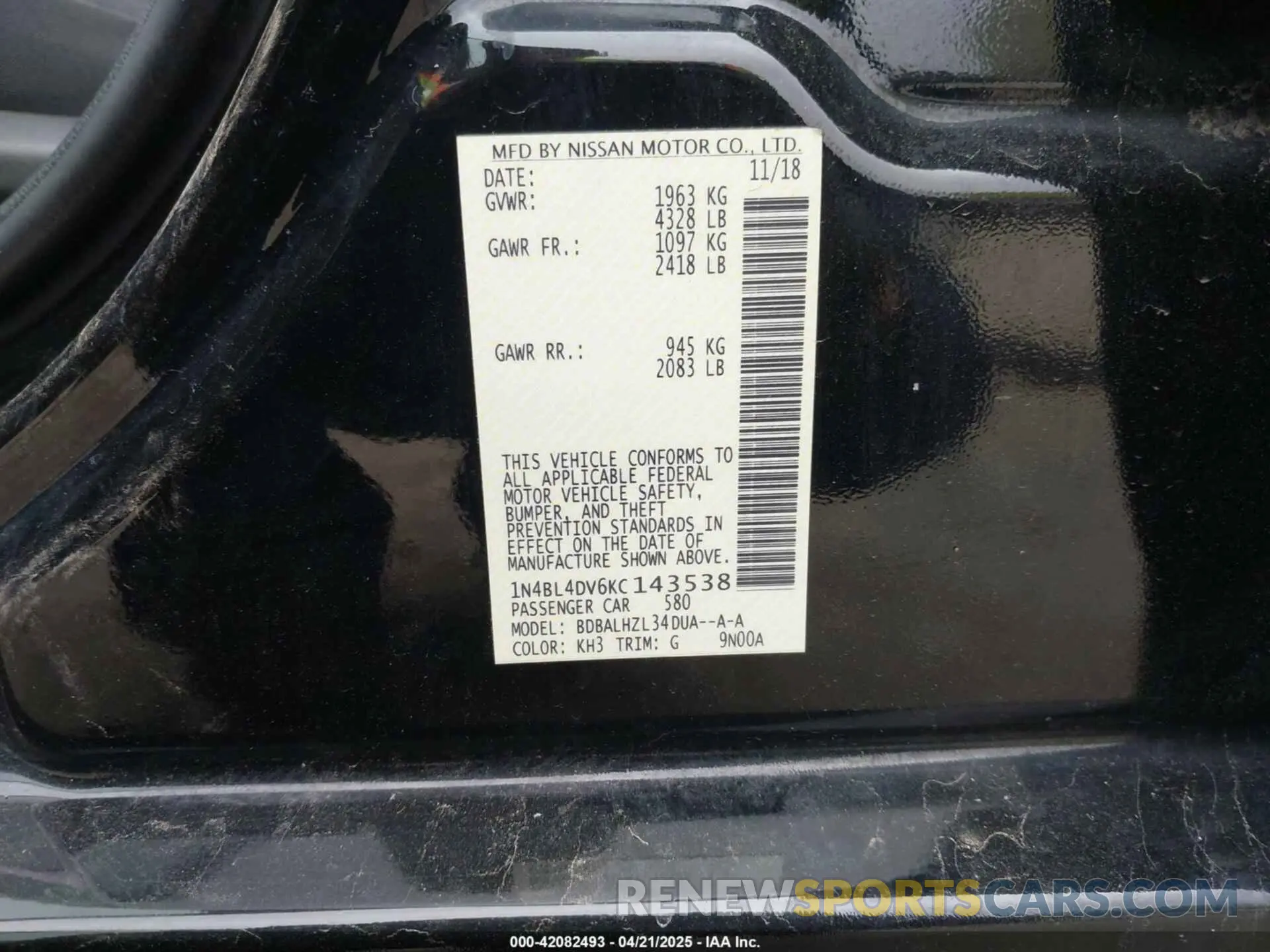 9 Photograph of a damaged car 1N4BL4DV6KC143538 NISSAN ALTIMA 2019