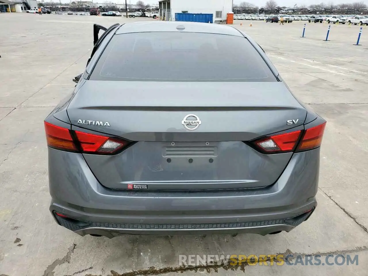 6 Photograph of a damaged car 1N4BL4DV6KC145015 NISSAN ALTIMA 2019