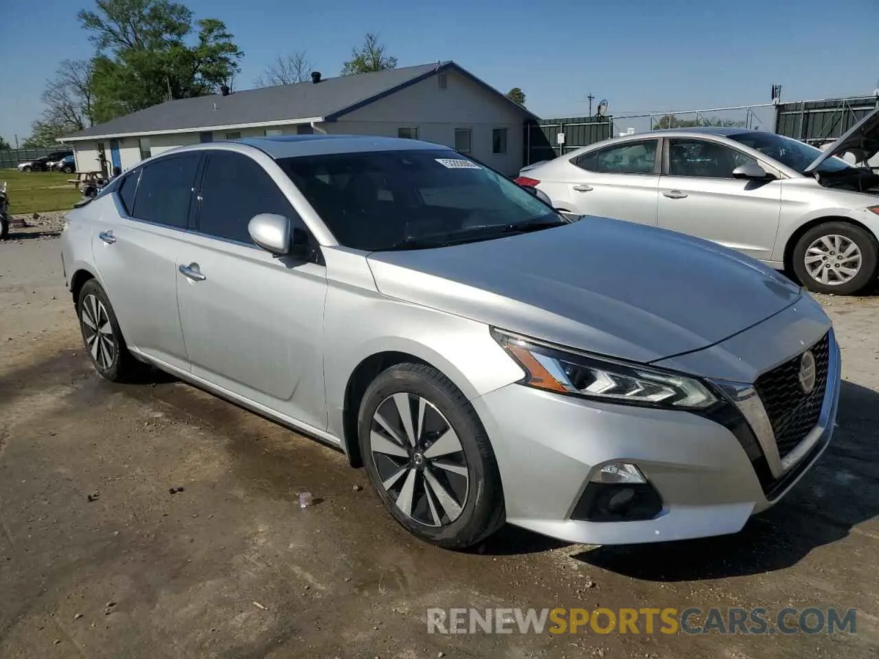 4 Photograph of a damaged car 1N4BL4DV7KC130863 NISSAN ALTIMA 2019