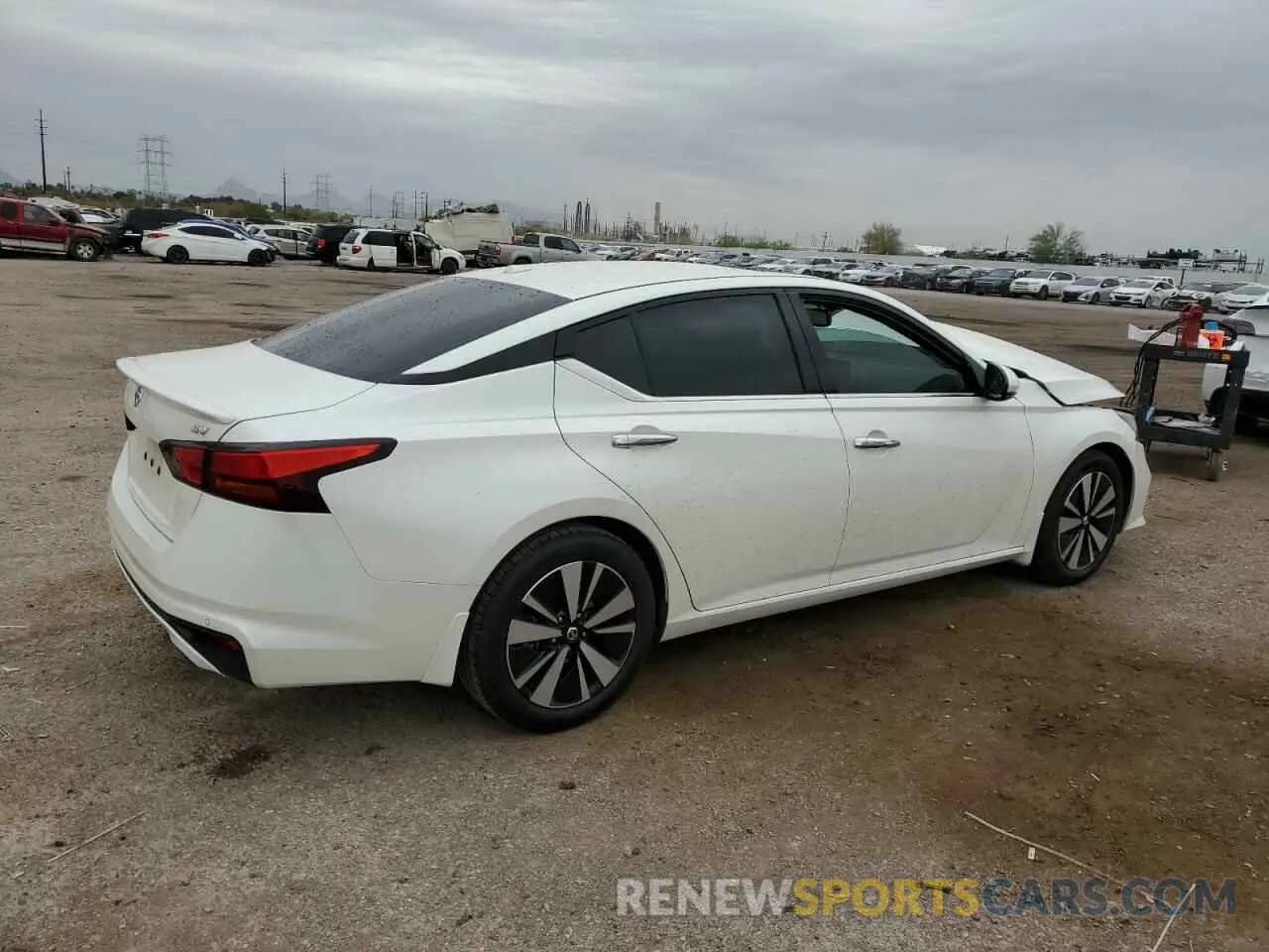 3 Photograph of a damaged car 1N4BL4DV7KC134704 NISSAN ALTIMA 2019