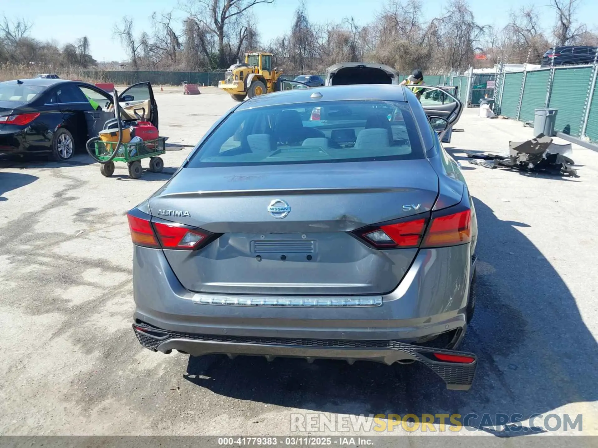 16 Photograph of a damaged car 1N4BL4DV7KC140549 NISSAN ALTIMA 2019