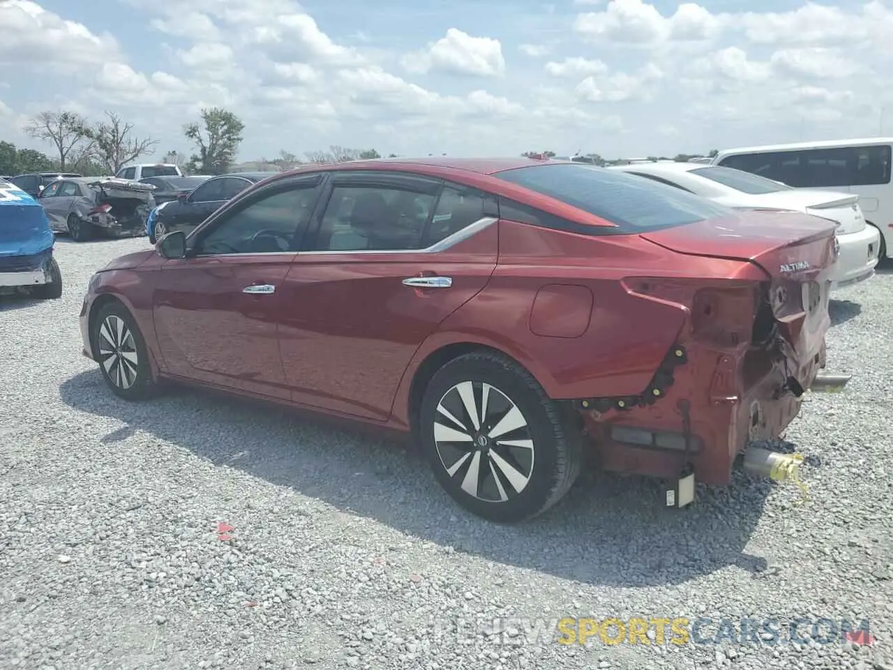 2 Photograph of a damaged car 1N4BL4DV7KC146500 NISSAN ALTIMA 2019