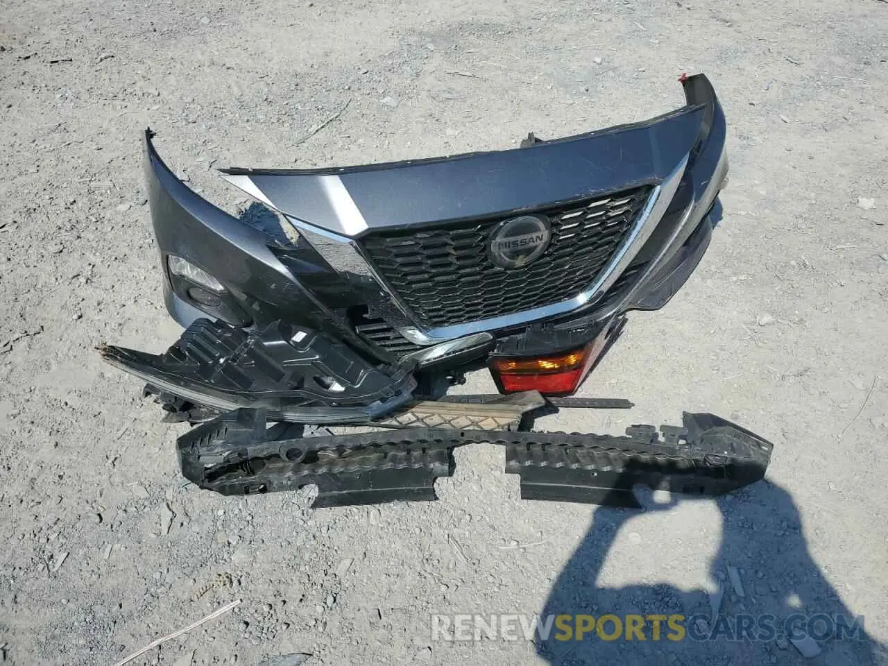 12 Photograph of a damaged car 1N4BL4DV7KC156847 NISSAN ALTIMA 2019