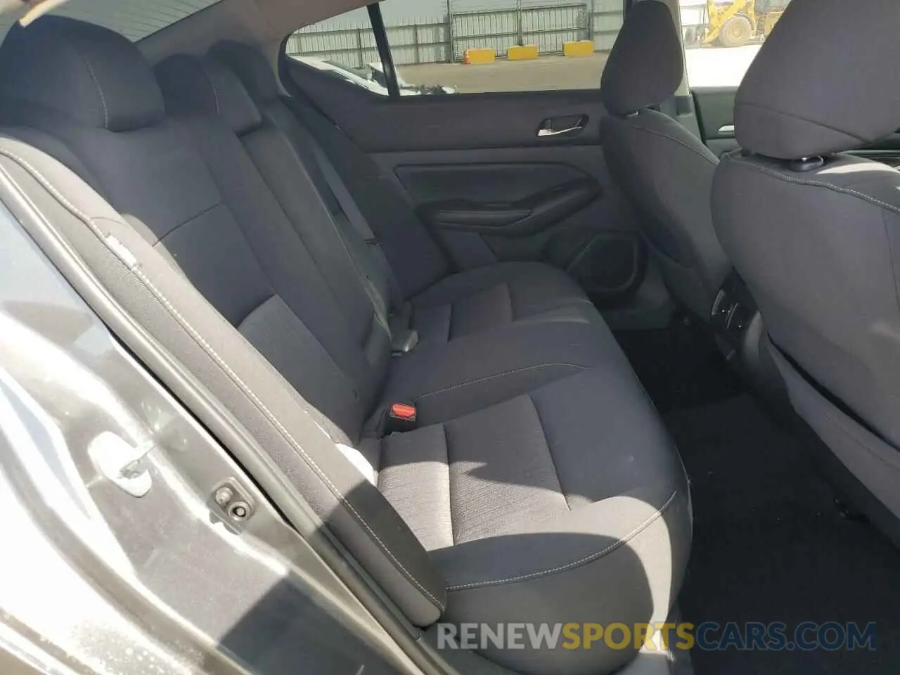 10 Photograph of a damaged car 1N4BL4DV7KC168108 NISSAN ALTIMA 2019
