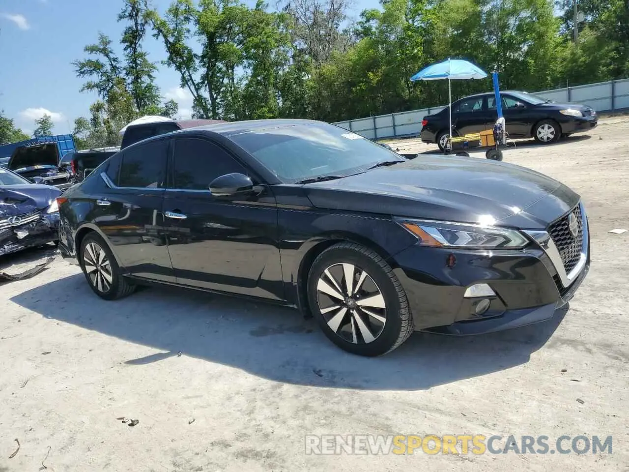 4 Photograph of a damaged car 1N4BL4DV7KC171719 NISSAN ALTIMA 2019