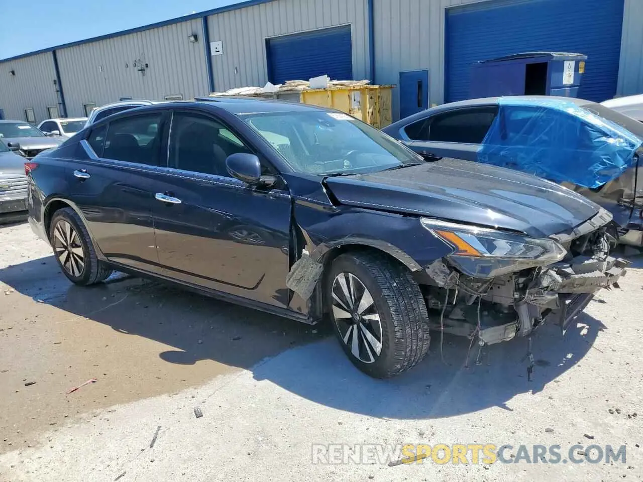 4 Photograph of a damaged car 1N4BL4DV8KC110749 NISSAN ALTIMA 2019