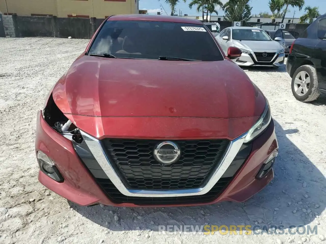5 Photograph of a damaged car 1N4BL4DV8KC114087 NISSAN ALTIMA 2019
