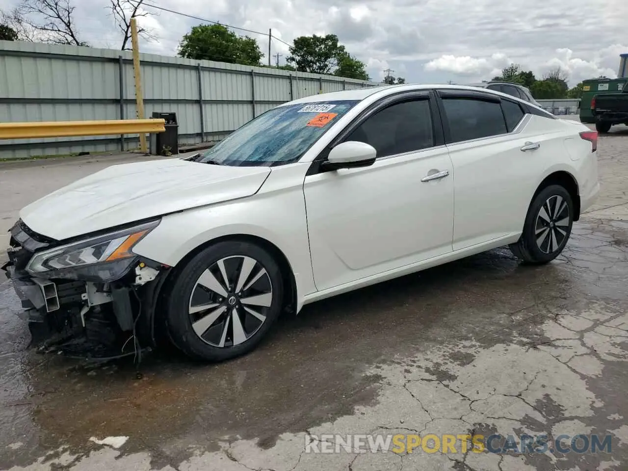 1 Photograph of a damaged car 1N4BL4DV8KC115689 NISSAN ALTIMA 2019