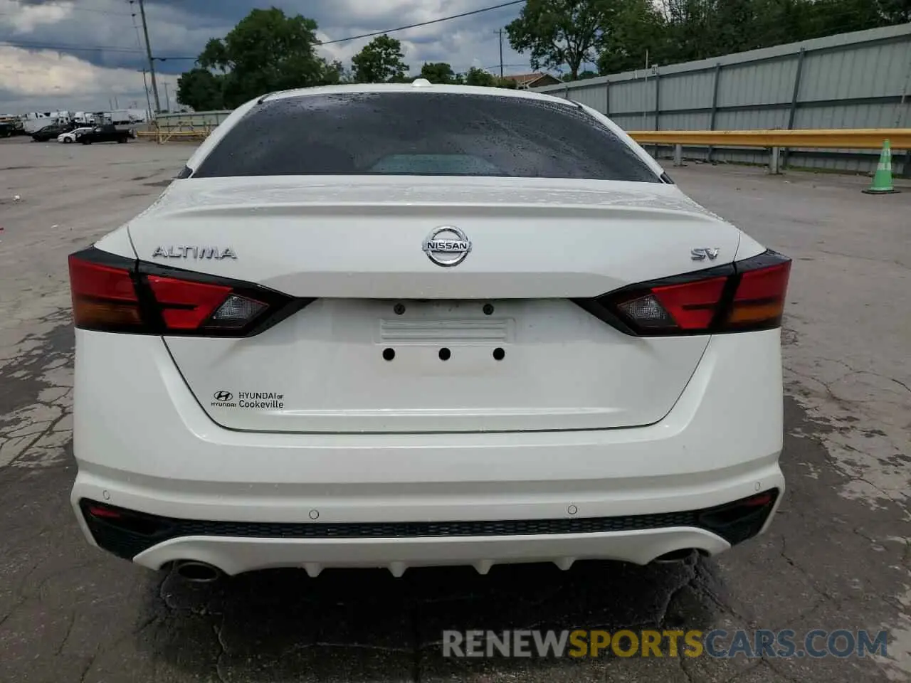 6 Photograph of a damaged car 1N4BL4DV8KC115689 NISSAN ALTIMA 2019