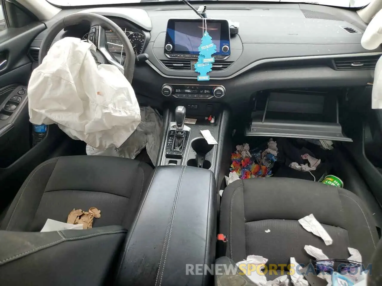 8 Photograph of a damaged car 1N4BL4DV8KC115689 NISSAN ALTIMA 2019
