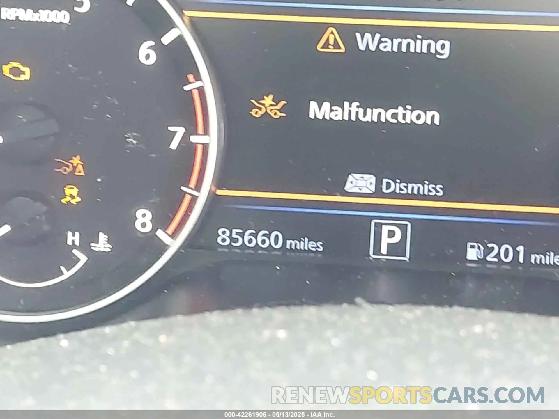 15 Photograph of a damaged car 1N4BL4DV8KC123713 NISSAN ALTIMA 2019