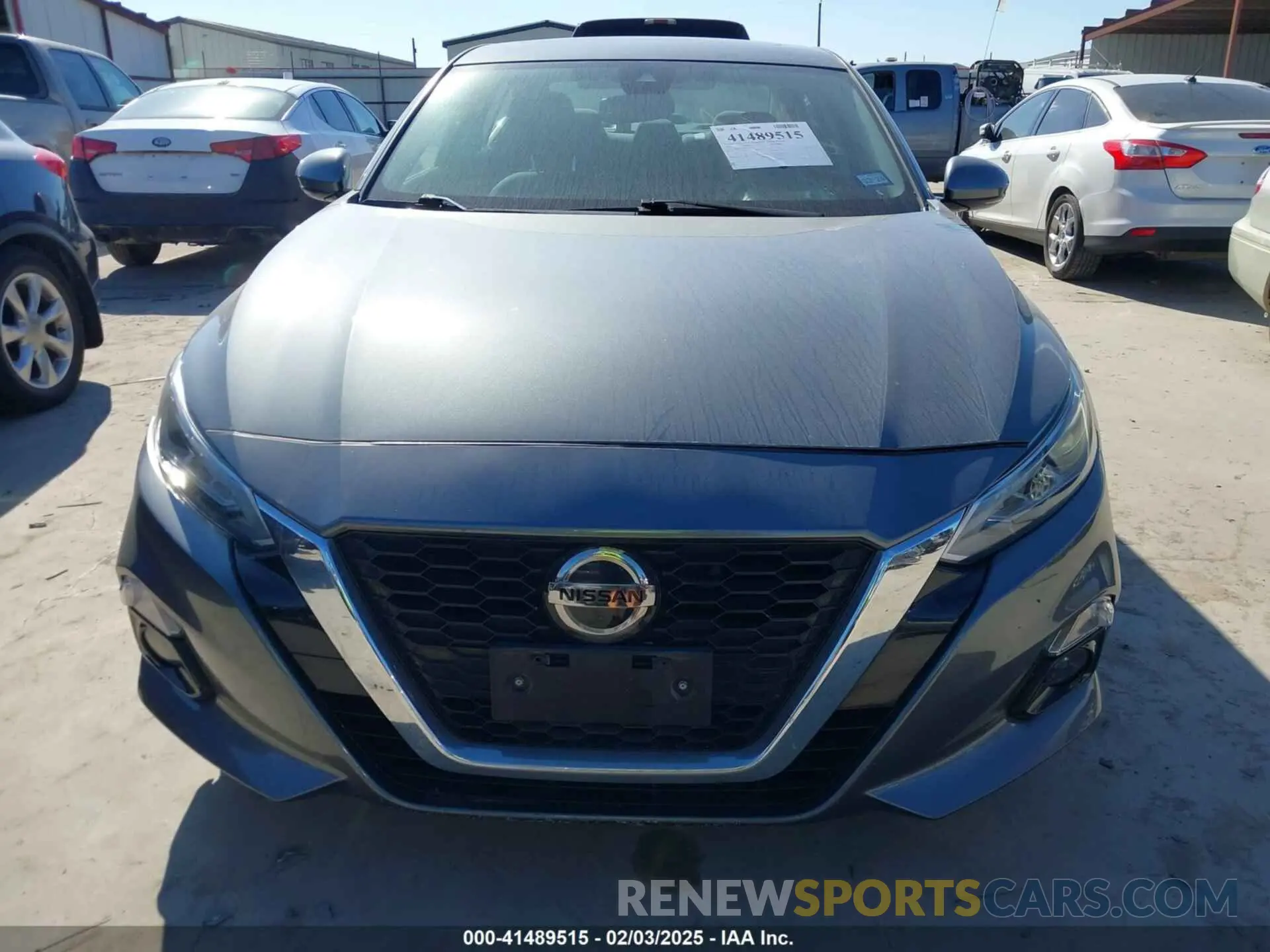13 Photograph of a damaged car 1N4BL4DV8KC132878 NISSAN ALTIMA 2019