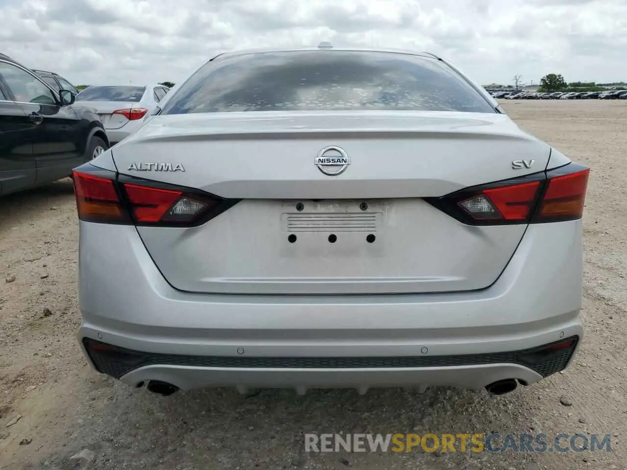 6 Photograph of a damaged car 1N4BL4DV9KC107925 NISSAN ALTIMA 2019
