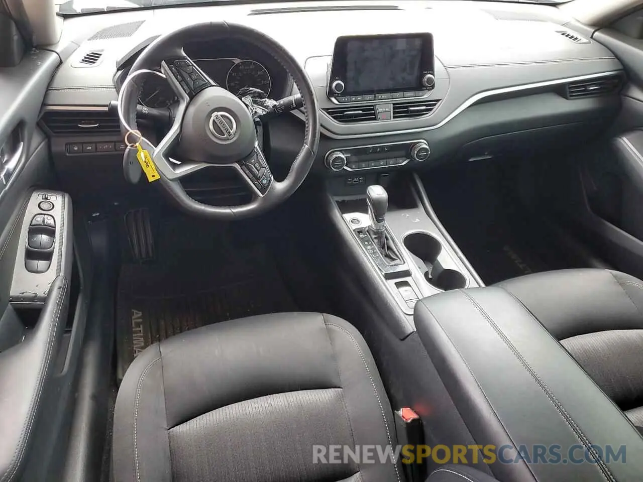 8 Photograph of a damaged car 1N4BL4DV9KC127933 NISSAN ALTIMA 2019
