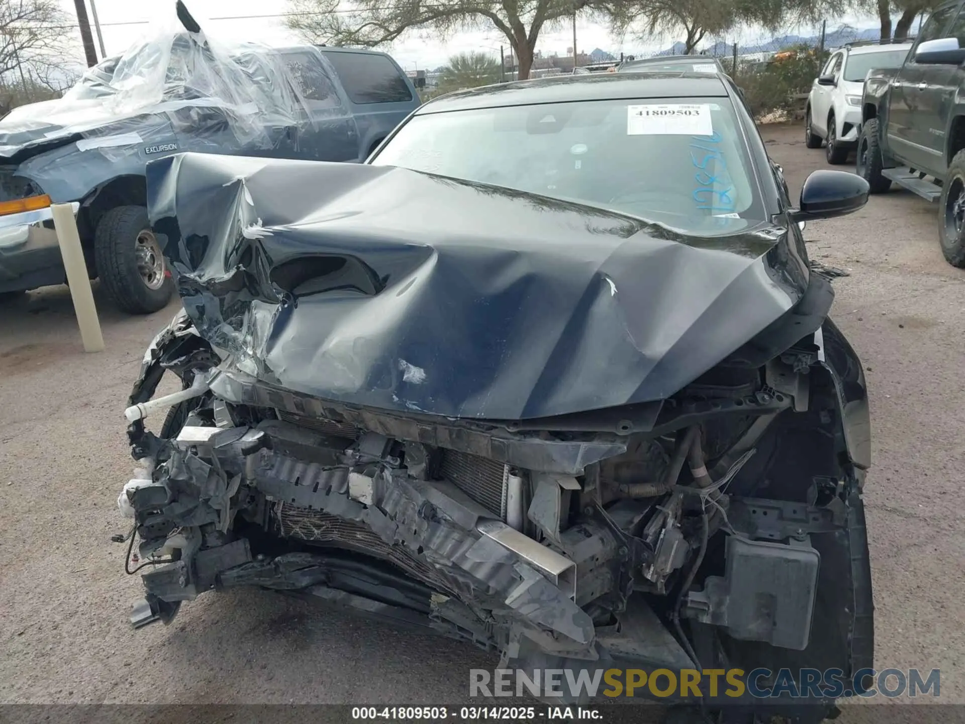 12 Photograph of a damaged car 1N4BL4DV9KC128516 NISSAN ALTIMA 2019