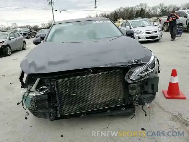 11 Photograph of a damaged car 1N4BL4DV9KC135949 NISSAN ALTIMA 2019