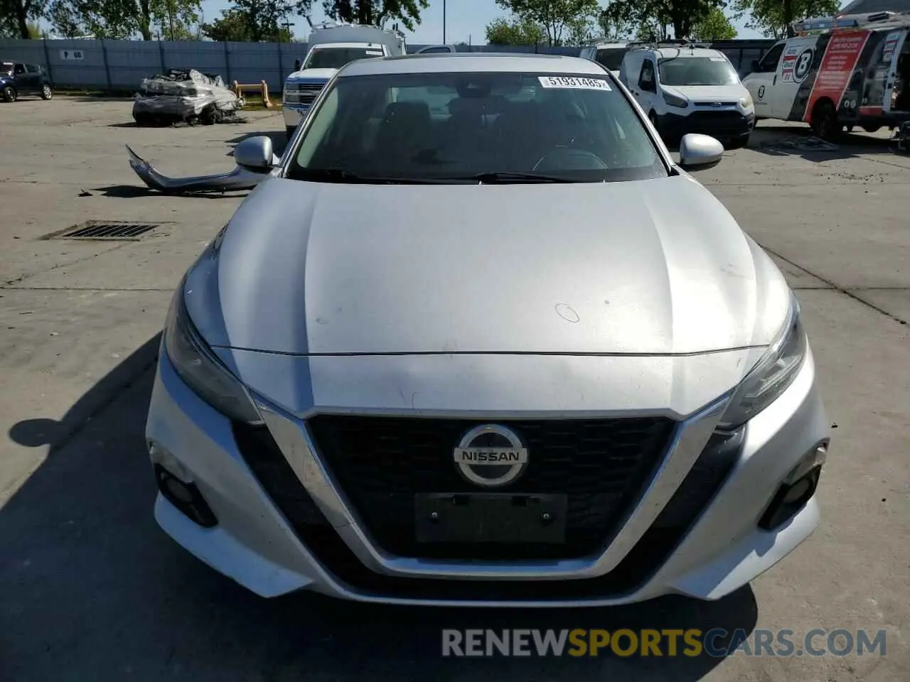 5 Photograph of a damaged car 1N4BL4DV9KC140858 NISSAN ALTIMA 2019
