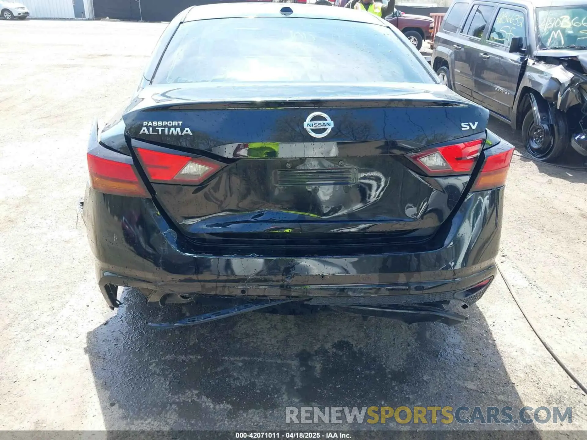 6 Photograph of a damaged car 1N4BL4DV9KC148460 NISSAN ALTIMA 2019