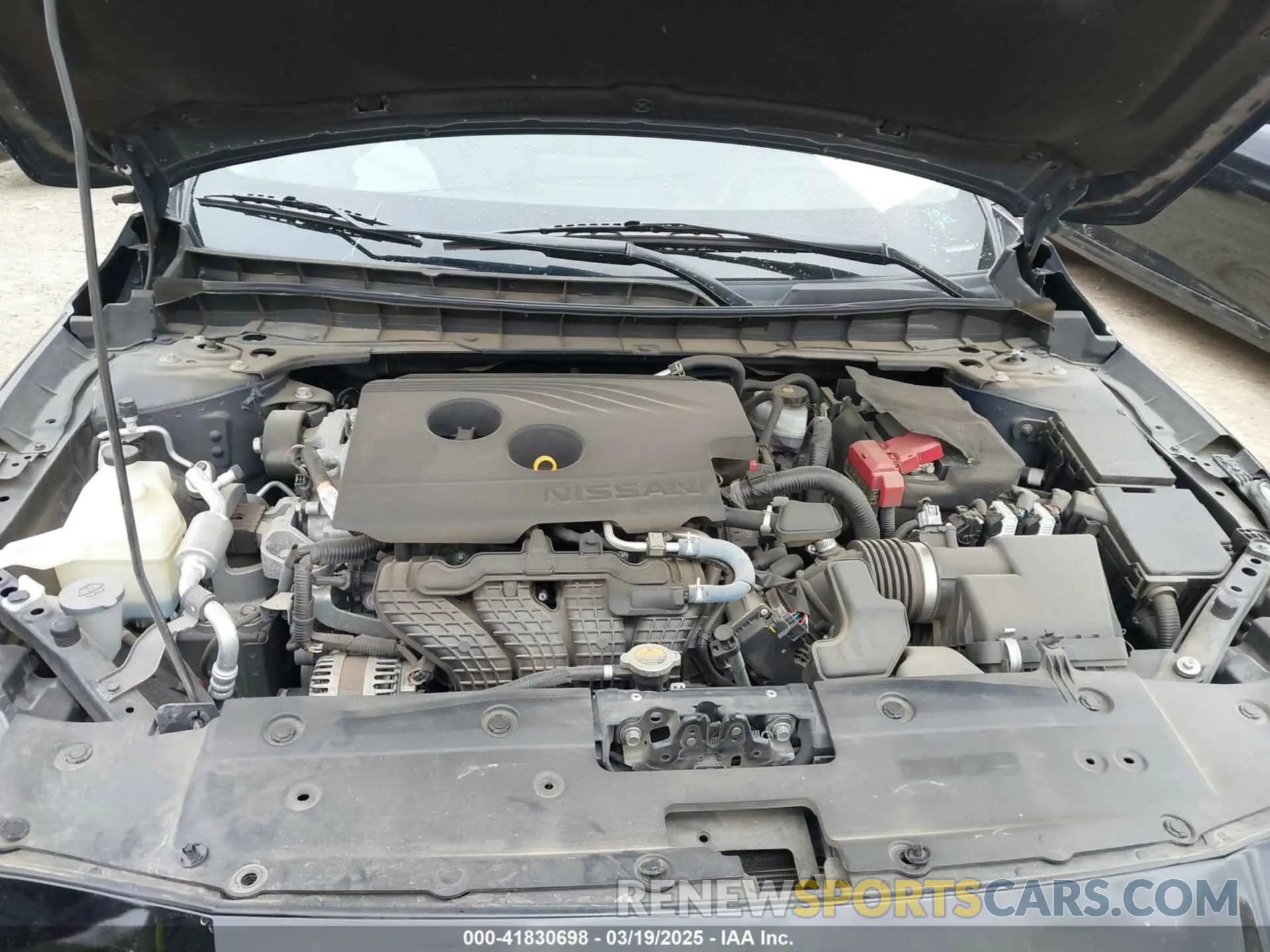 10 Photograph of a damaged car 1N4BL4DVXKC106377 NISSAN ALTIMA 2019