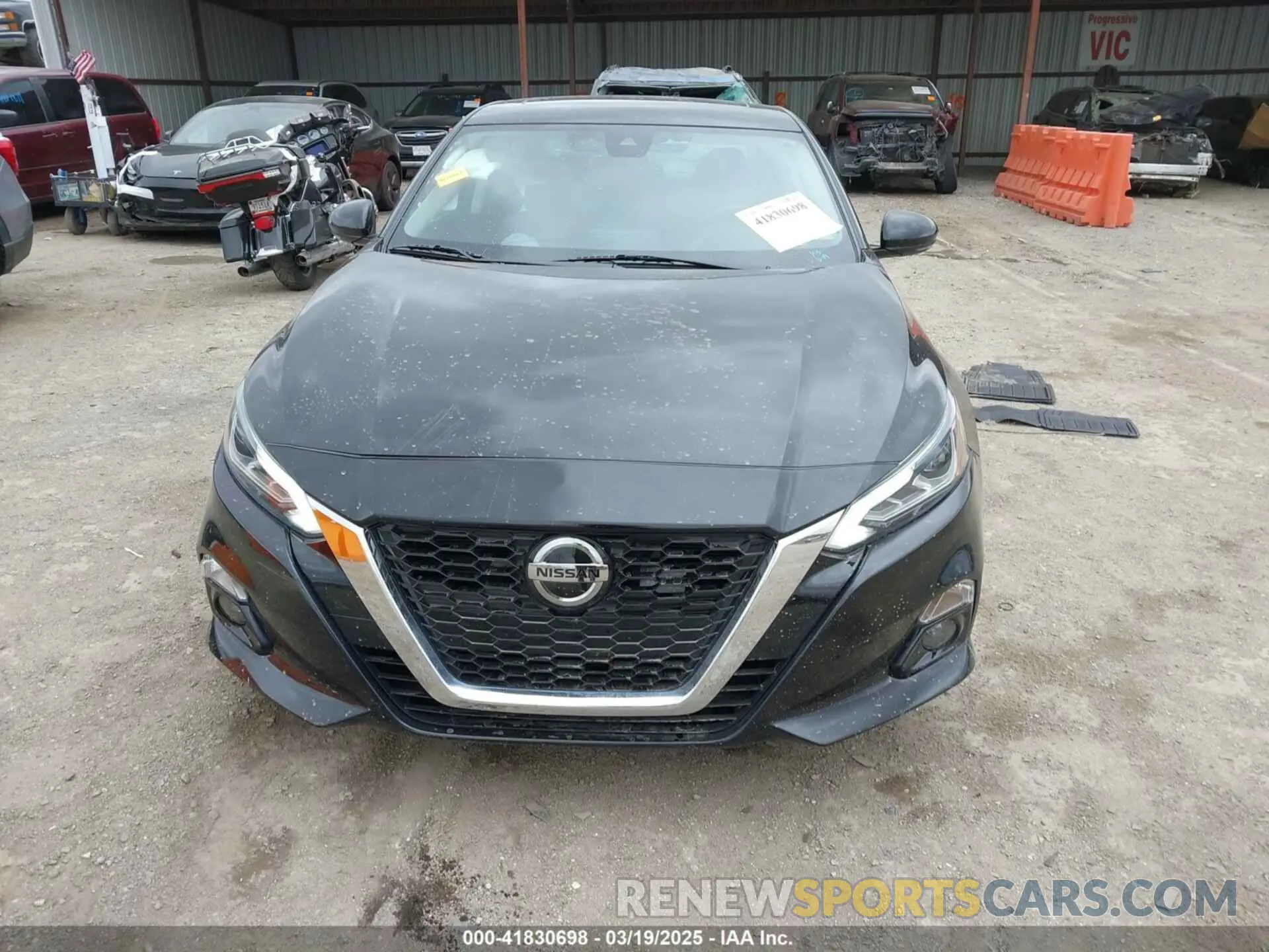 12 Photograph of a damaged car 1N4BL4DVXKC106377 NISSAN ALTIMA 2019