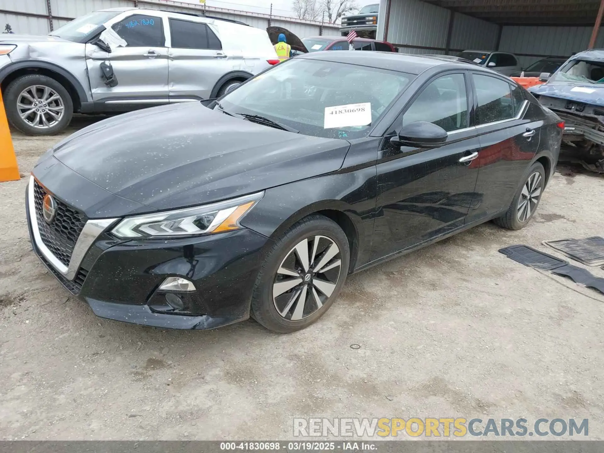 2 Photograph of a damaged car 1N4BL4DVXKC106377 NISSAN ALTIMA 2019