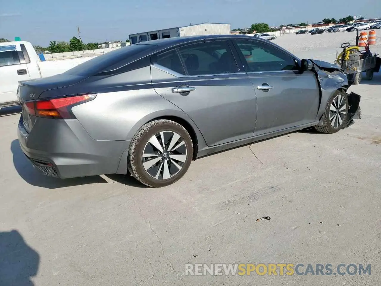 3 Photograph of a damaged car 1N4BL4DVXKC118559 NISSAN ALTIMA 2019