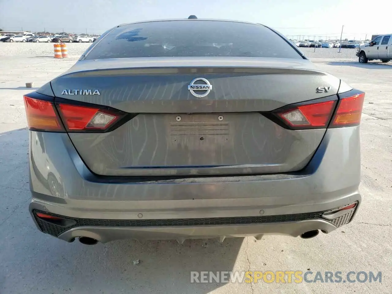 6 Photograph of a damaged car 1N4BL4DVXKC118559 NISSAN ALTIMA 2019
