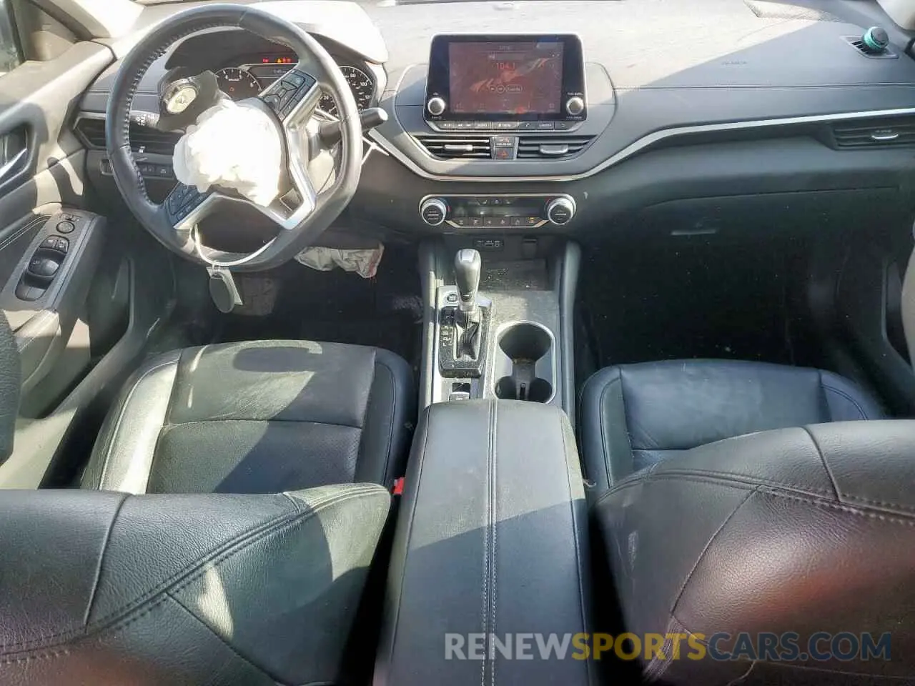8 Photograph of a damaged car 1N4BL4DVXKC118559 NISSAN ALTIMA 2019