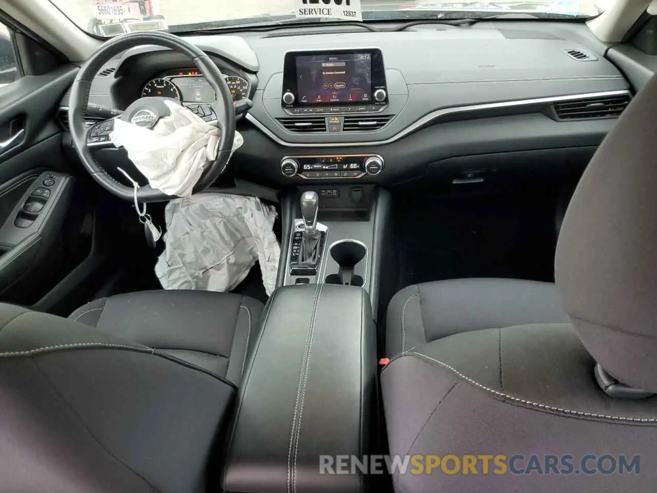 8 Photograph of a damaged car 1N4BL4DW2KC152472 NISSAN ALTIMA 2019
