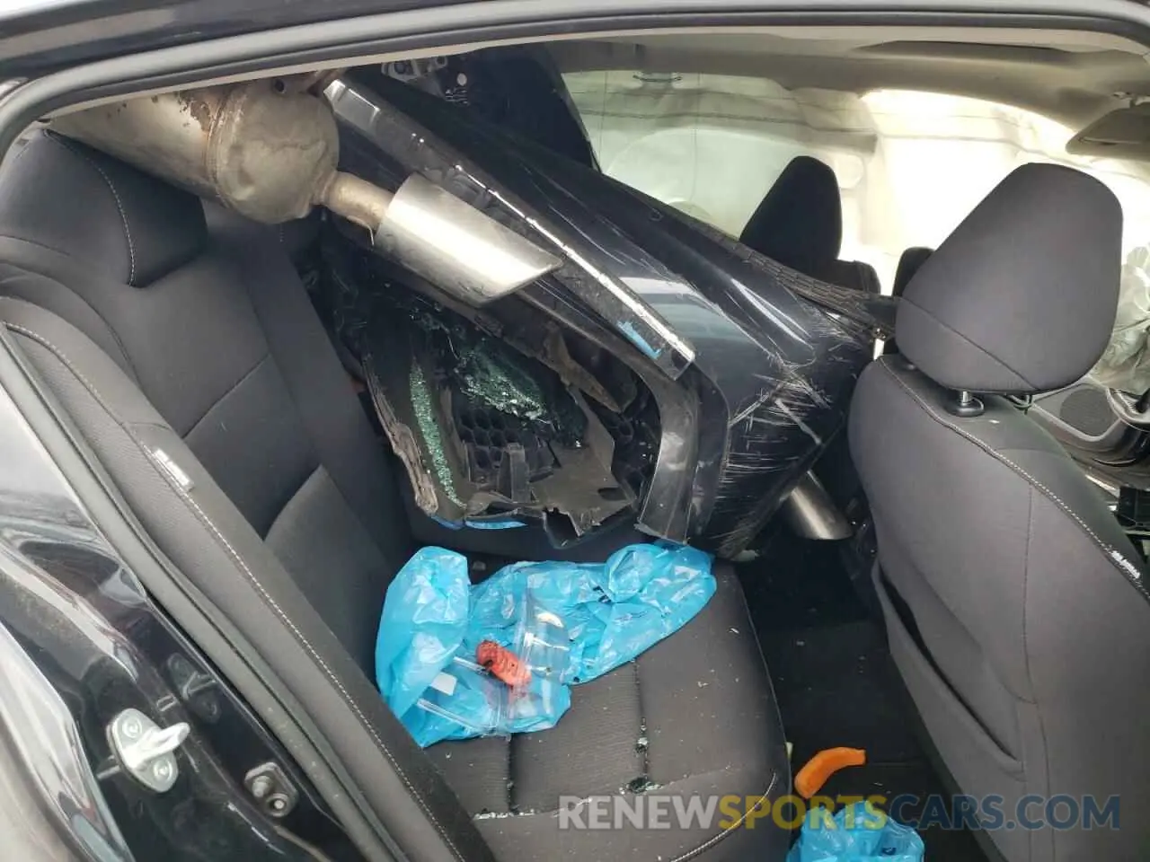 10 Photograph of a damaged car 1N4BL4DW2KC154979 NISSAN ALTIMA 2019