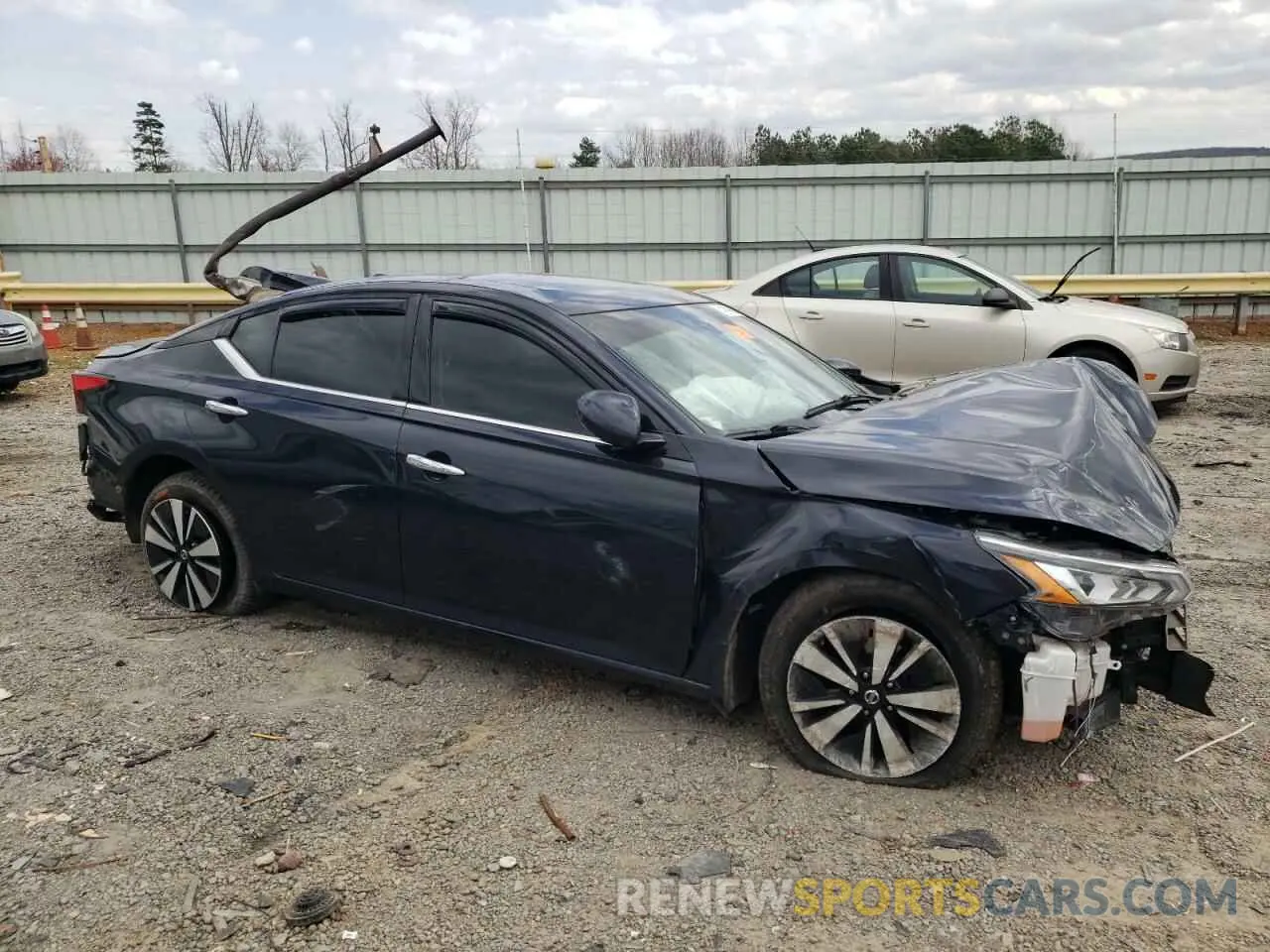 4 Photograph of a damaged car 1N4BL4DW2KC154979 NISSAN ALTIMA 2019