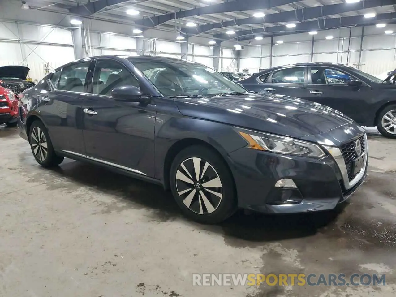 4 Photograph of a damaged car 1N4BL4DW3KC249437 NISSAN ALTIMA 2019