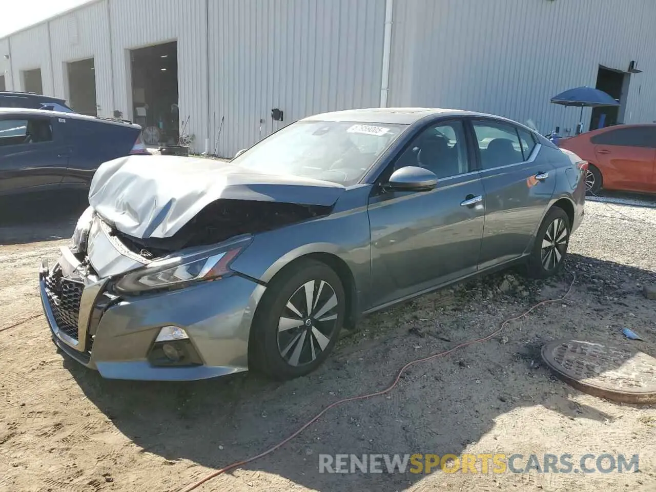 1 Photograph of a damaged car 1N4BL4DW3KN321497 NISSAN ALTIMA 2019