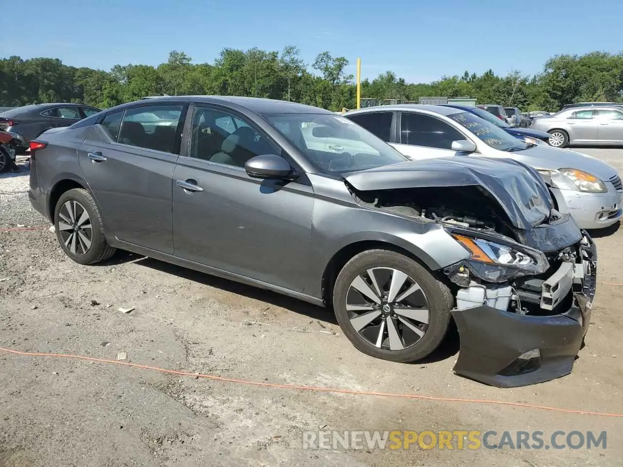 4 Photograph of a damaged car 1N4BL4DW3KN321497 NISSAN ALTIMA 2019