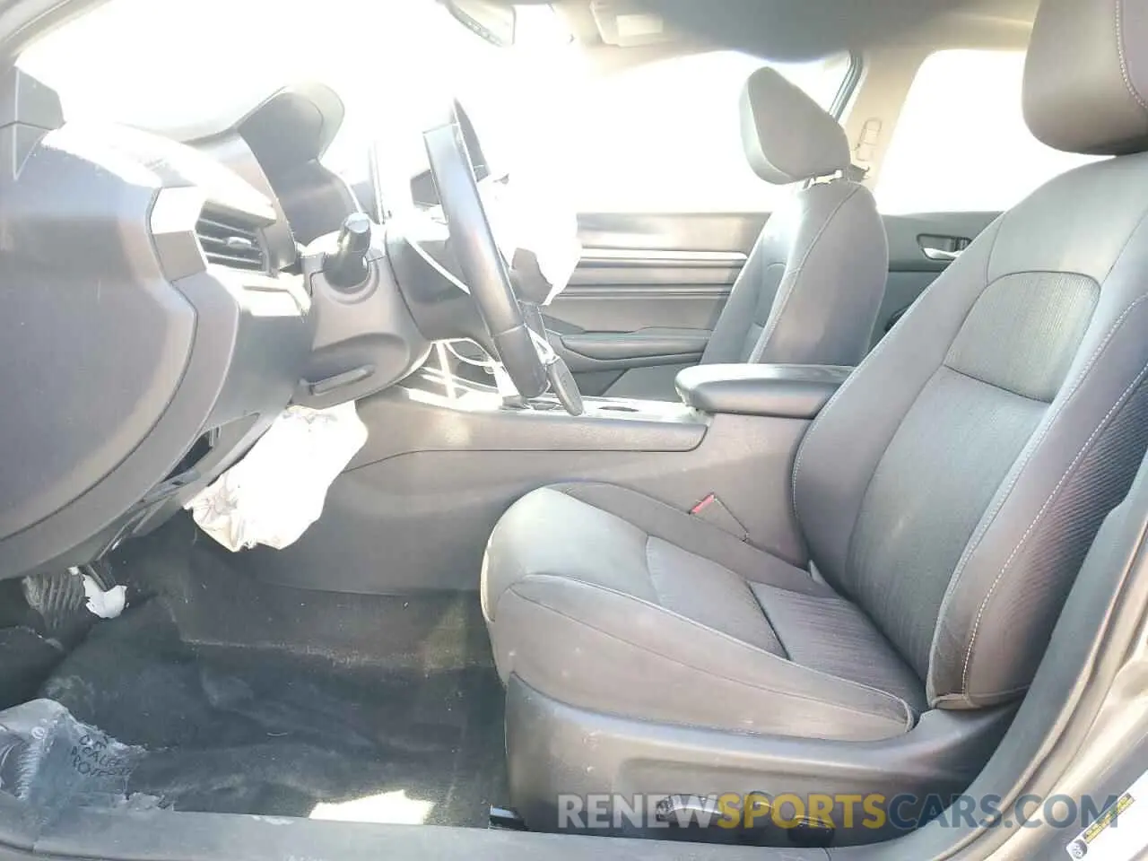 7 Photograph of a damaged car 1N4BL4DW3KN321497 NISSAN ALTIMA 2019