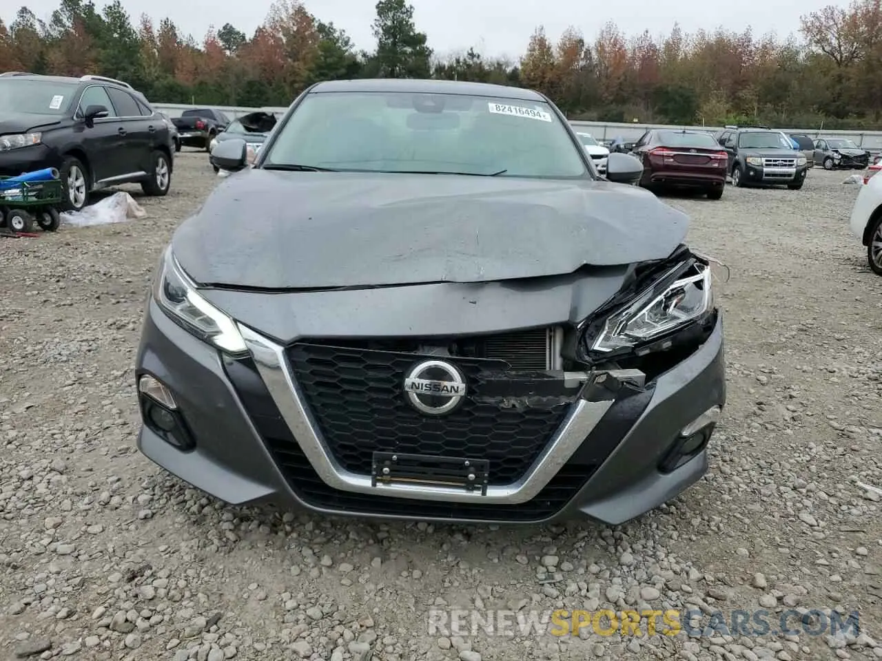5 Photograph of a damaged car 1N4BL4DW4KC208492 NISSAN ALTIMA 2019