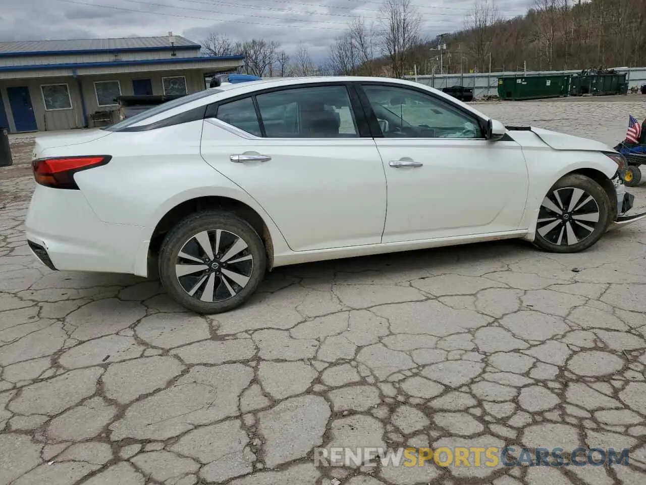 3 Photograph of a damaged car 1N4BL4DW7KC194863 NISSAN ALTIMA 2019