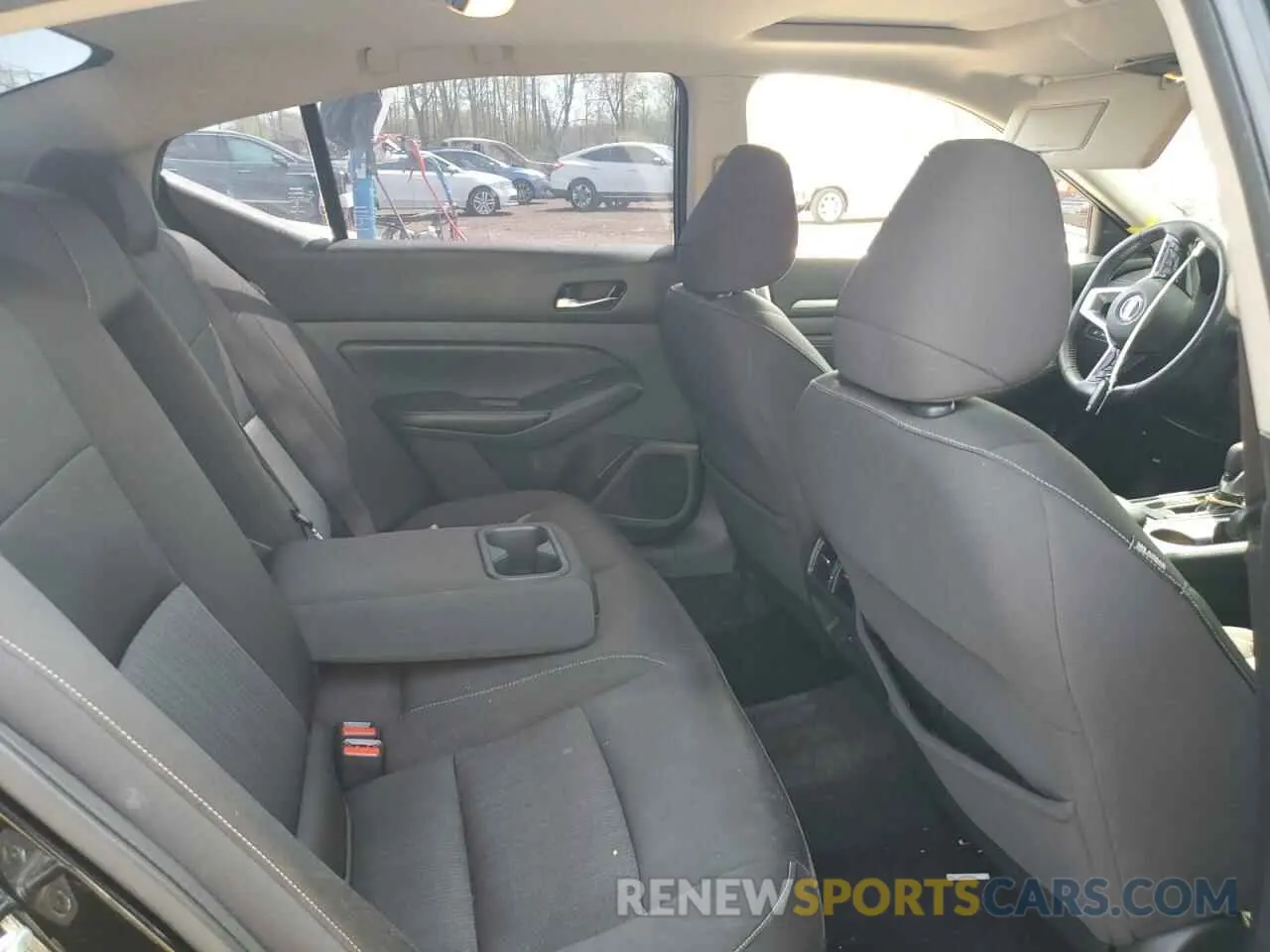 10 Photograph of a damaged car 1N4BL4DW7KN301446 NISSAN ALTIMA 2019