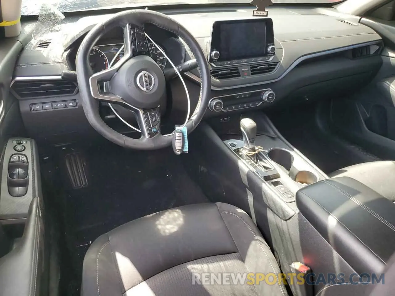 8 Photograph of a damaged car 1N4BL4DW7KN301446 NISSAN ALTIMA 2019
