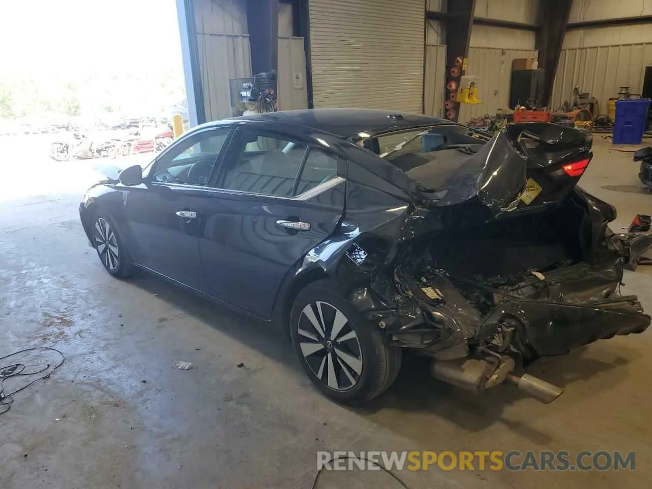 2 Photograph of a damaged car 1N4BL4EV0KC101106 NISSAN ALTIMA 2019