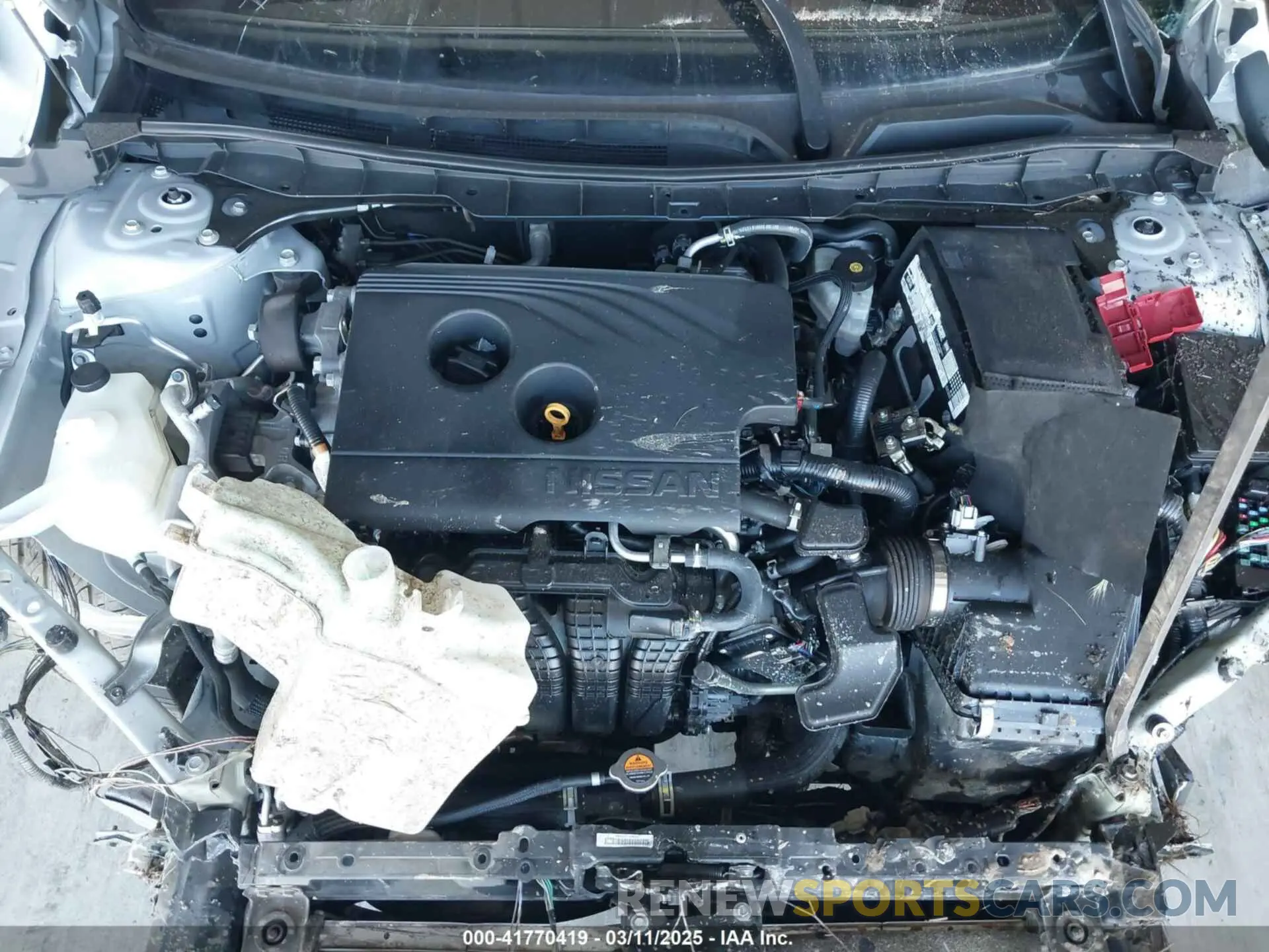 10 Photograph of a damaged car 1N4BL4EV0KC180633 NISSAN ALTIMA 2019