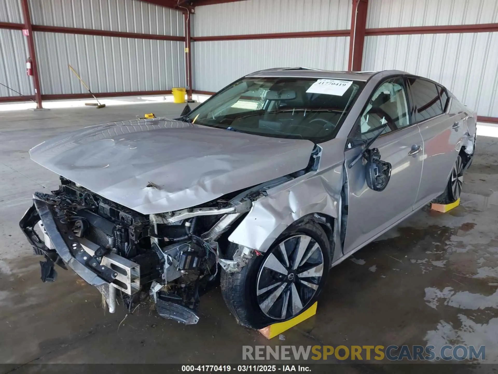 6 Photograph of a damaged car 1N4BL4EV0KC180633 NISSAN ALTIMA 2019