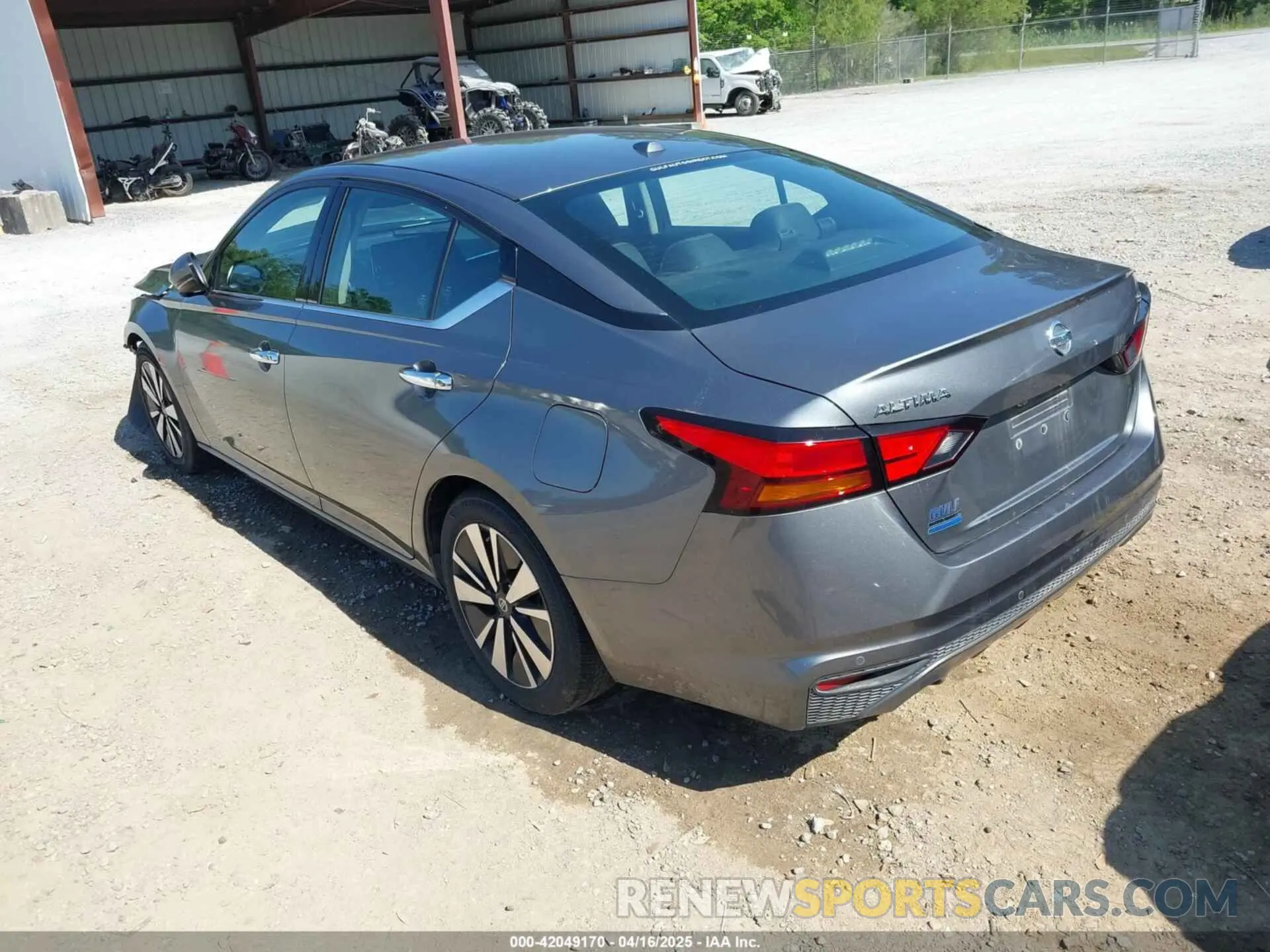 3 Photograph of a damaged car 1N4BL4EV0KC200749 NISSAN ALTIMA 2019