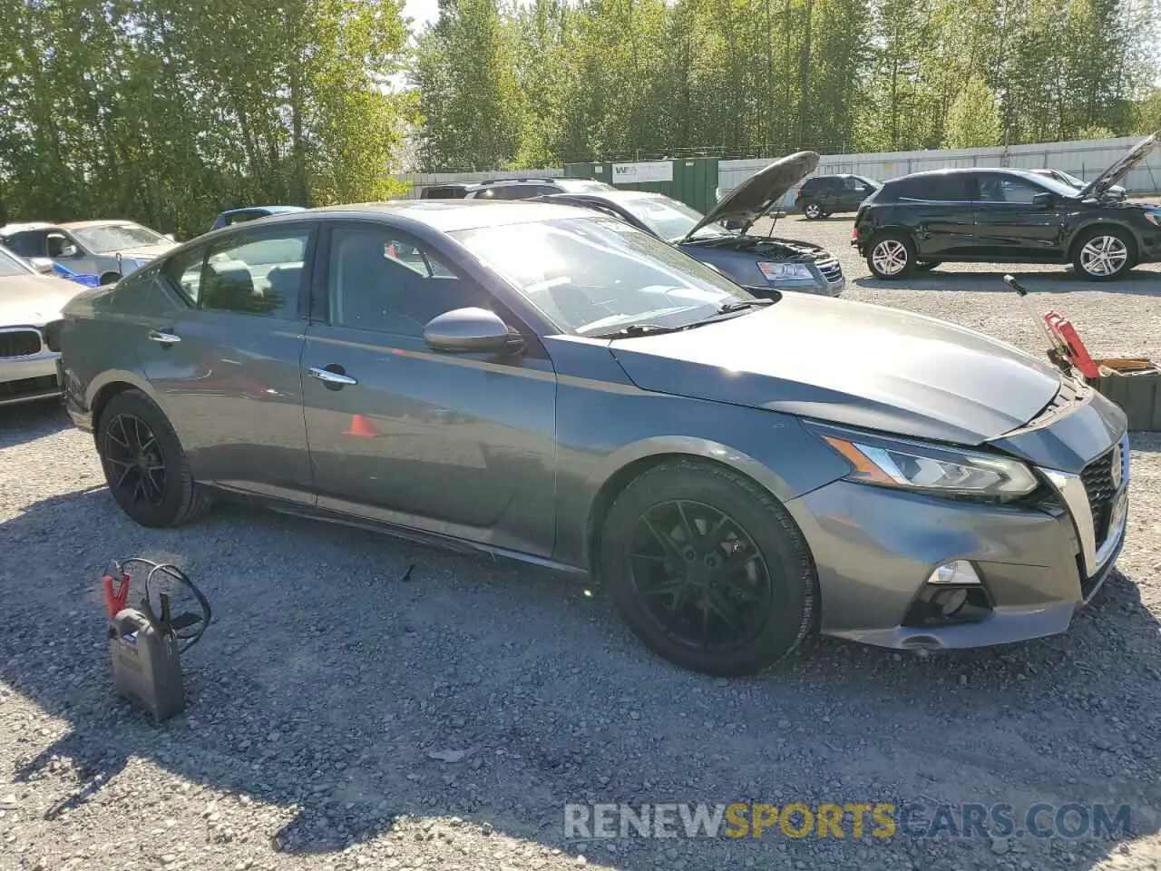 4 Photograph of a damaged car 1N4BL4EV0KC238062 NISSAN ALTIMA 2019