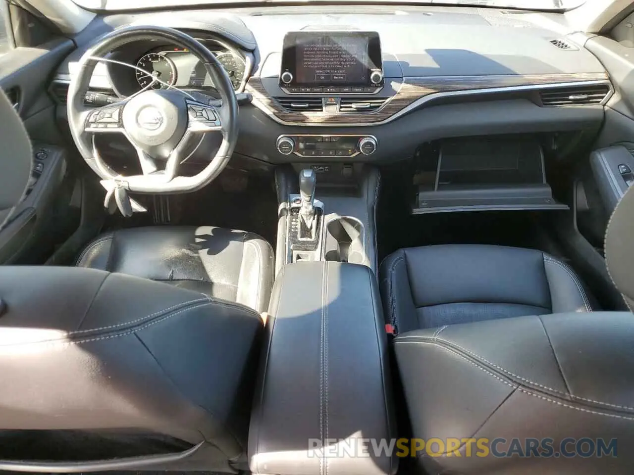 8 Photograph of a damaged car 1N4BL4EV0KC238062 NISSAN ALTIMA 2019