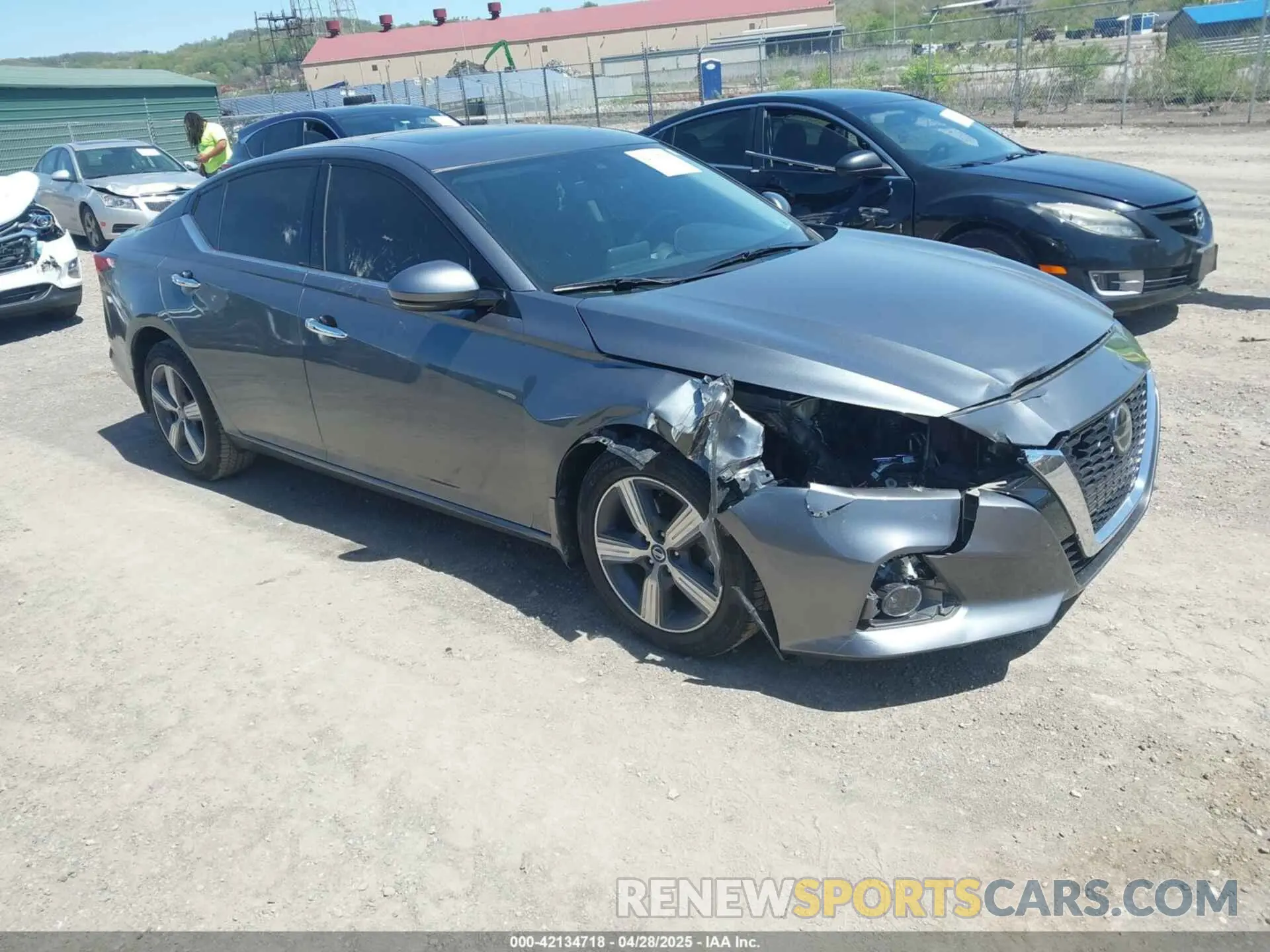 1 Photograph of a damaged car 1N4BL4EV1KC164036 NISSAN ALTIMA 2019