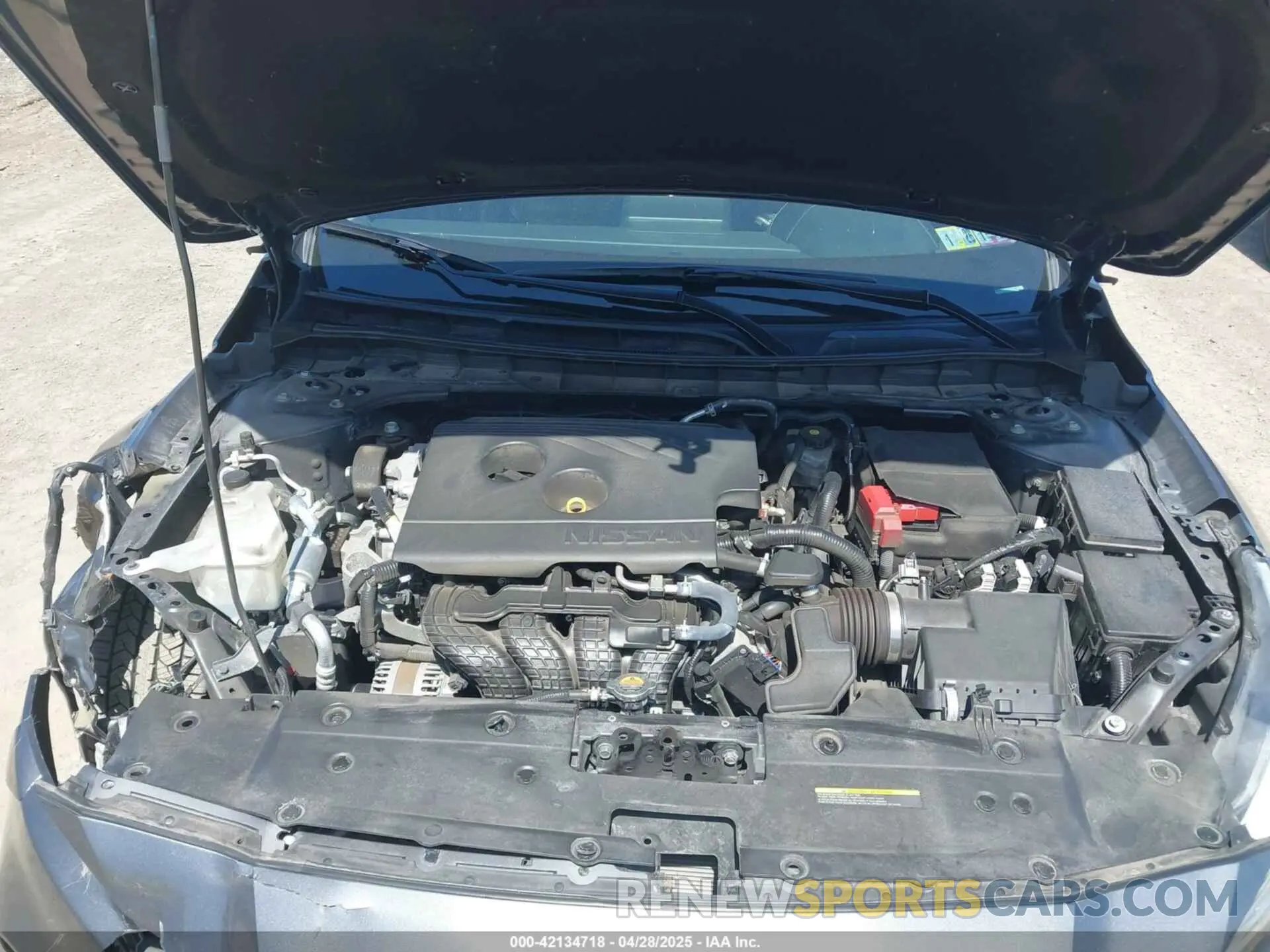 10 Photograph of a damaged car 1N4BL4EV1KC164036 NISSAN ALTIMA 2019