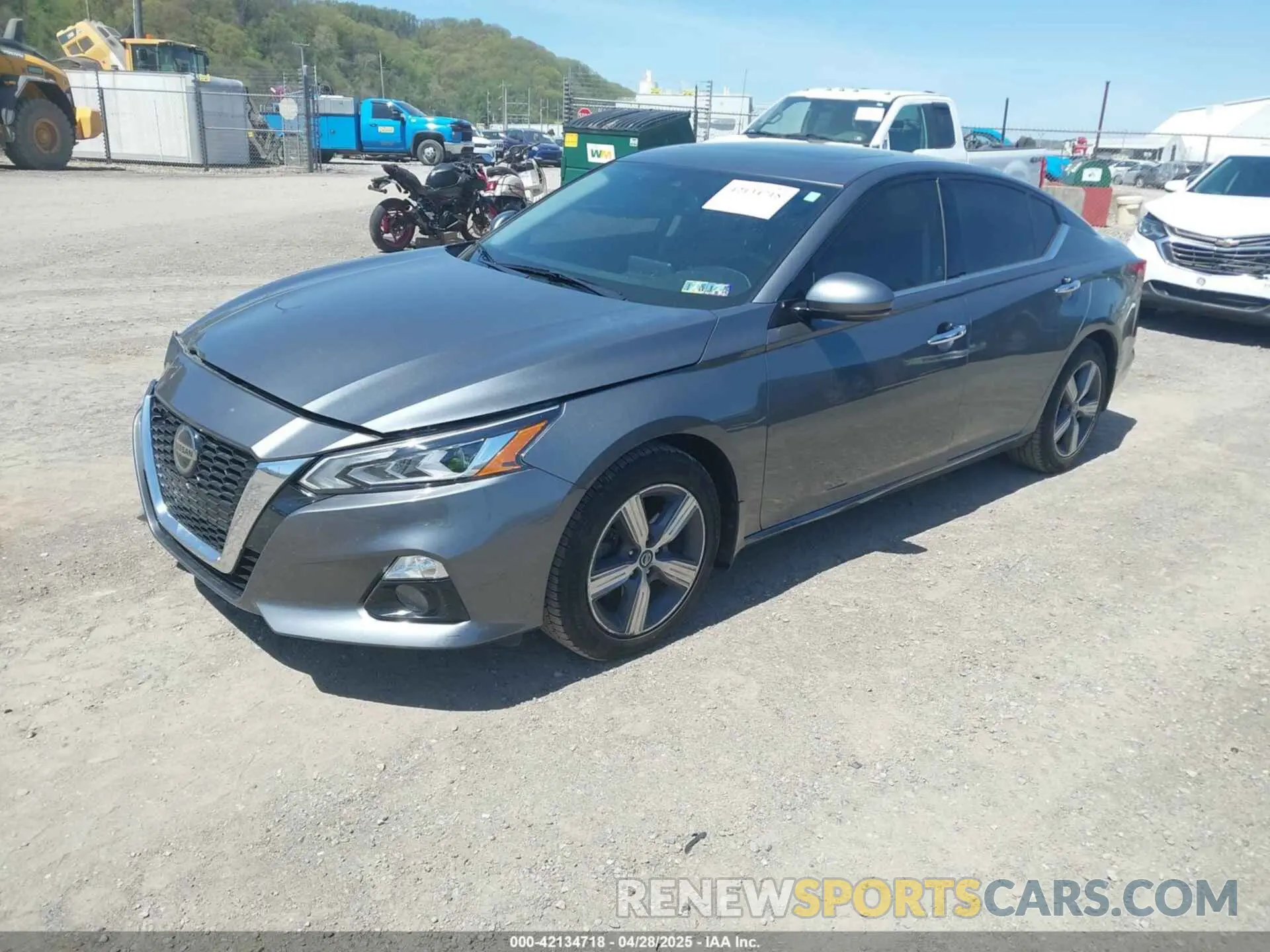 2 Photograph of a damaged car 1N4BL4EV1KC164036 NISSAN ALTIMA 2019