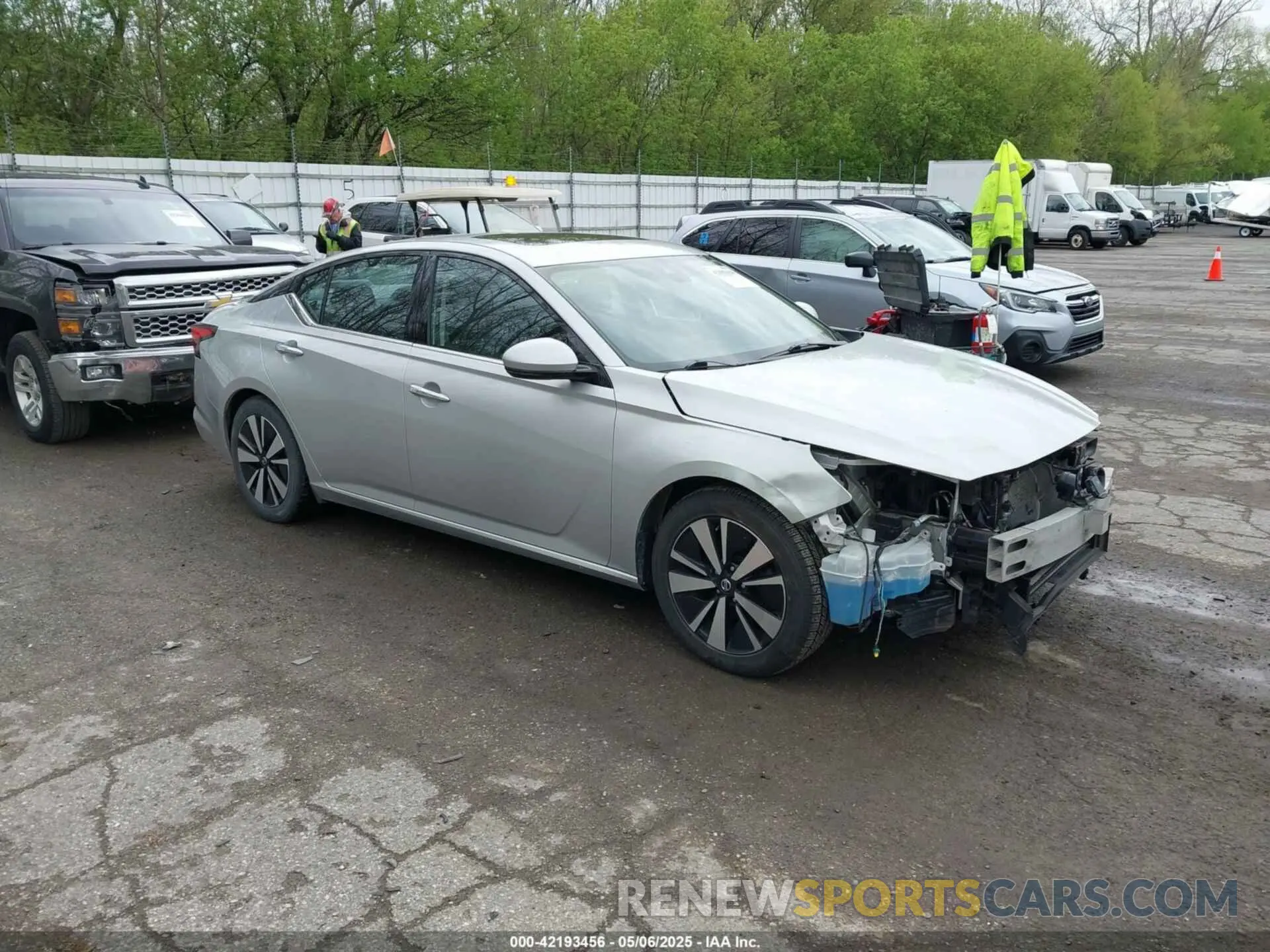 1 Photograph of a damaged car 1N4BL4EV1KC173268 NISSAN ALTIMA 2019